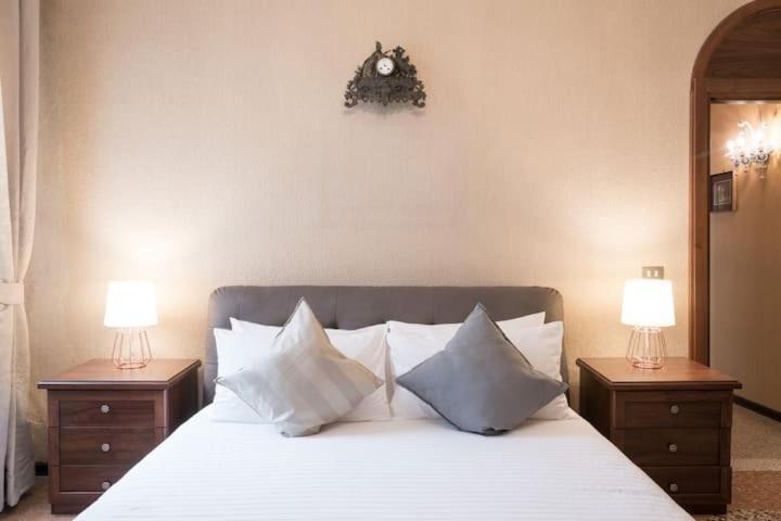 Ca' Pesaro Rooftop Terrace Apartment. 베니스 외부 사진